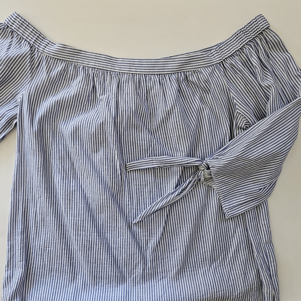BCBG Off the shoulder blouse (S)